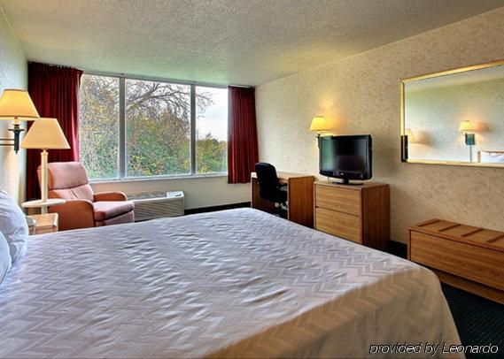Airport Inn Флинт Стая снимка